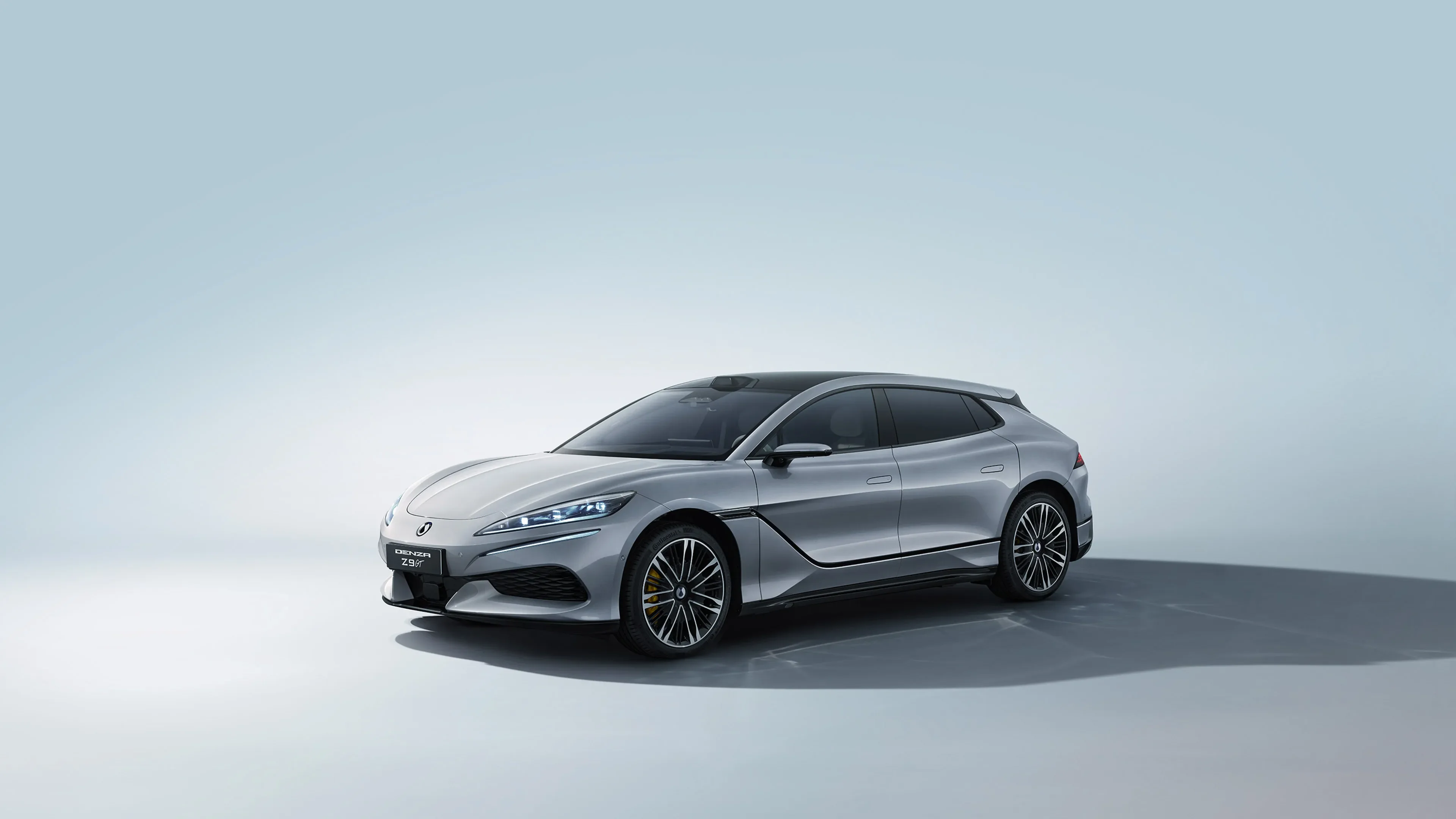 DESCUBRE LA GAMA DE VEHÍCULOS DENZA